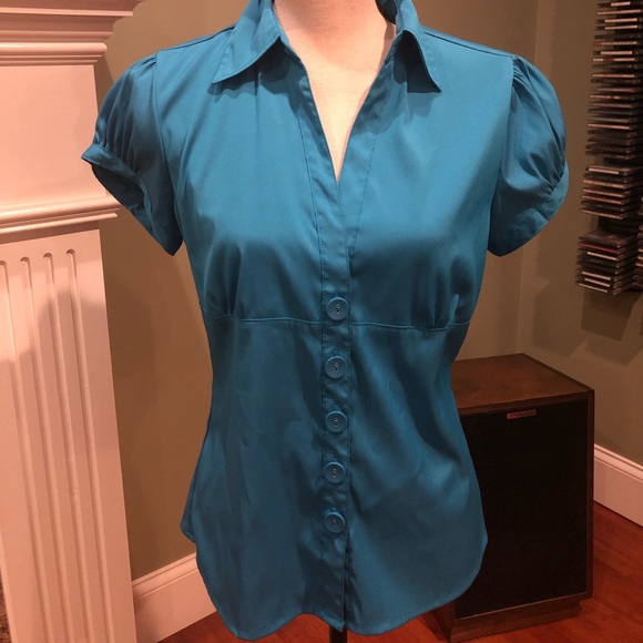 Antilia Femme Tops - Antilia Femme teal fitted shirt 🌟